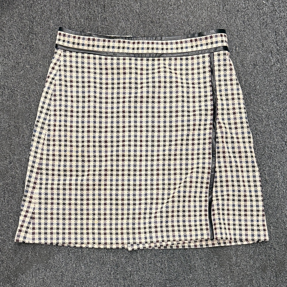 Ann Taylor Black and White A-Line Skirt